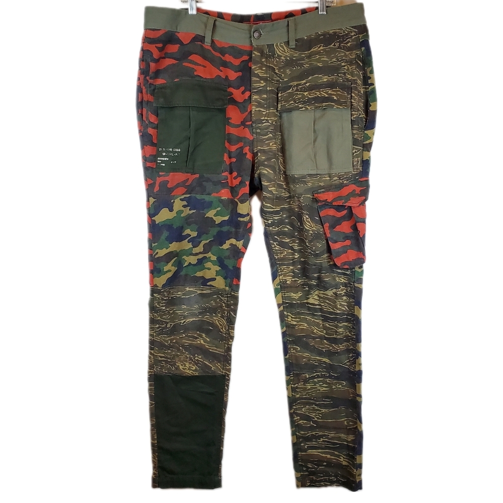 Strivers Row Camp Shield Camo Patchwork Cargo Pan… - image 2